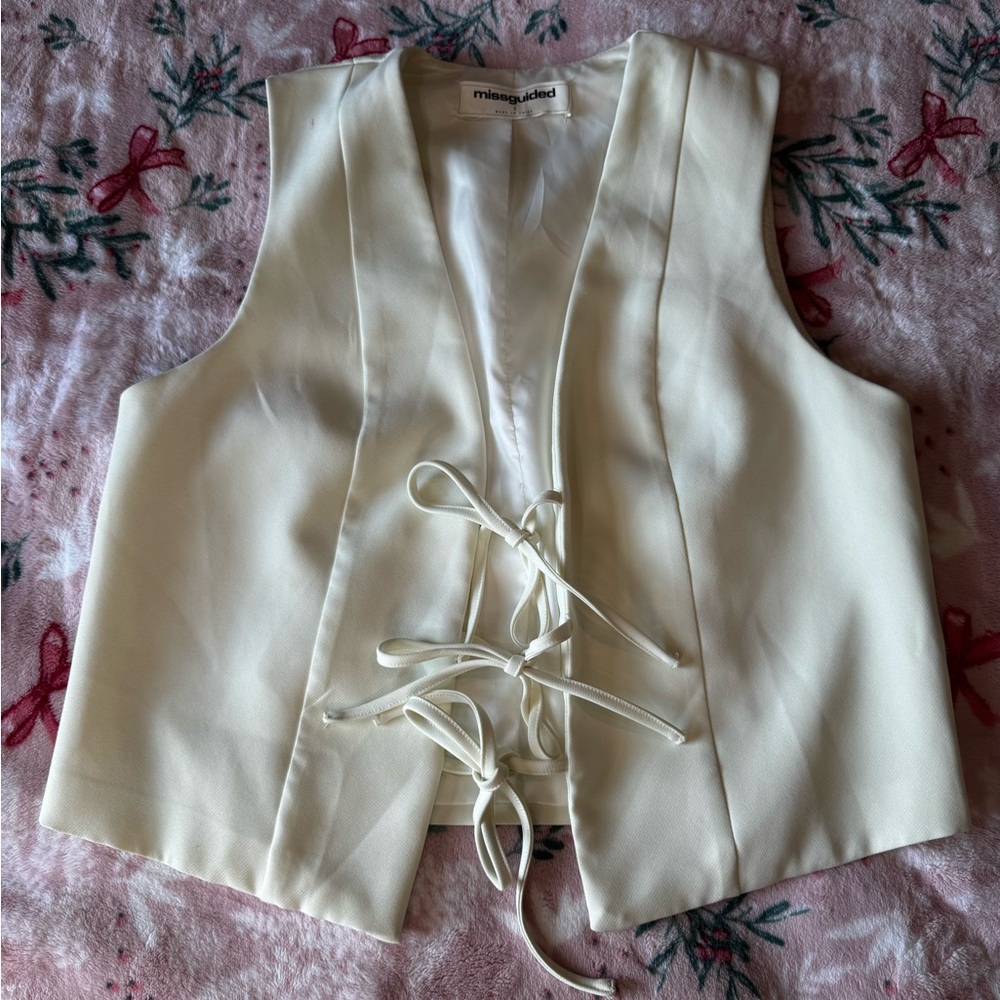 Missguided Ivory Sleeveless Top